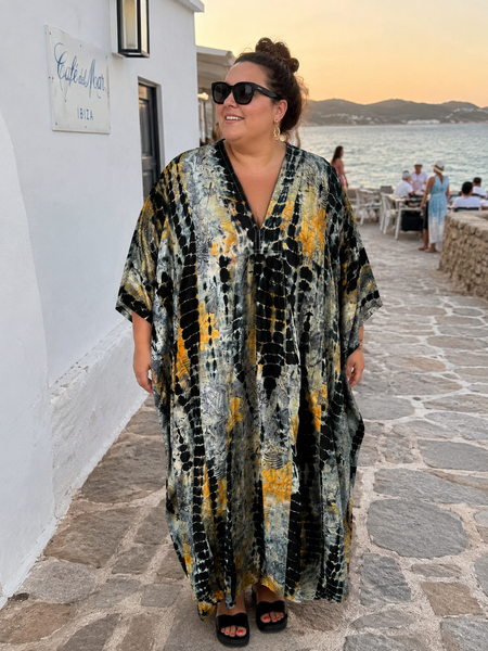 Silk Martha Kaftan – Upcycled Vintage Sari Collection no 20 XXL