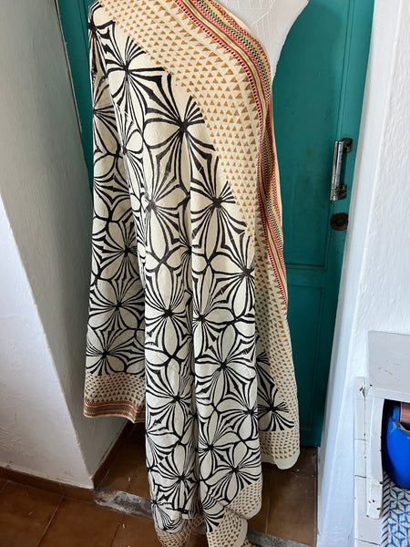Big size Sarong ,Hand Block Printed Extra Large Sarong | Organic Cotton Muslin | Natural Bagru Print with Gold /