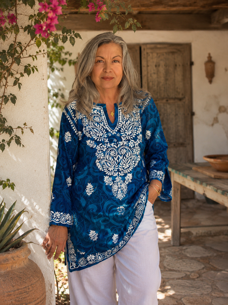 Silk tunica in stunning   design and amazing hand 🧵 blue joy