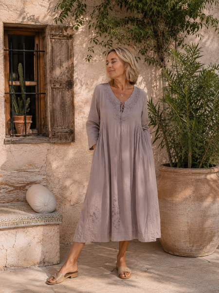 Mughal – Beige Muslin Cotton Embroidered Dress