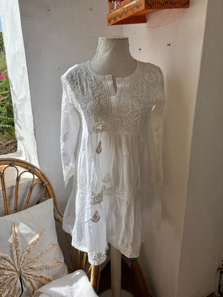Babydoll white embroidery