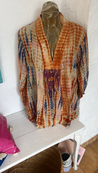 One-of-a-Kind Vintage Silk Sari blouse  ✨no 1