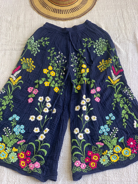 Chiang Mai boho trouser with flower hand embroidery 🧵blue