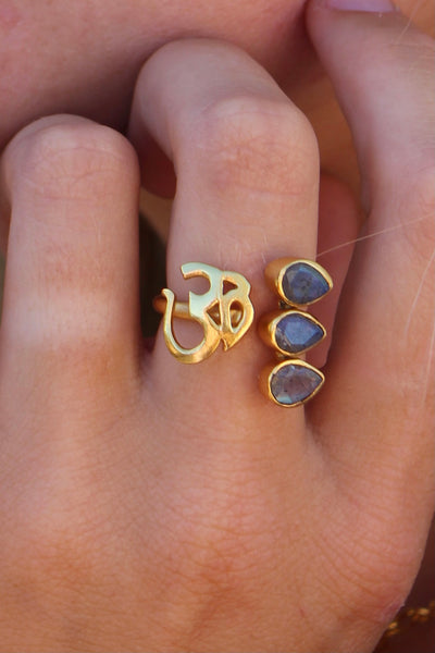 Om ring 🕉labradorite stone Ananda Ibiza designer boho ring