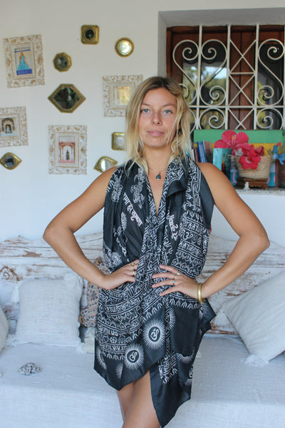 Om 🕉 big size Sarong - Pareo shawl coolest black